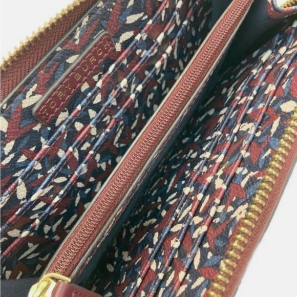 Tory Burch leather abstract Floral Burgundy and Cream Wallet confetti interior - Picture 5 of 9